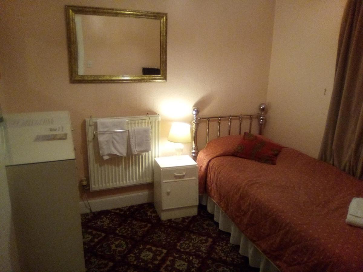 אדינבורו Averon Guest House מראה חיצוני תמונה